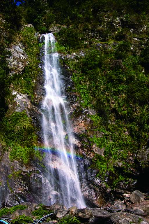 信義鄉彩虹瀑布