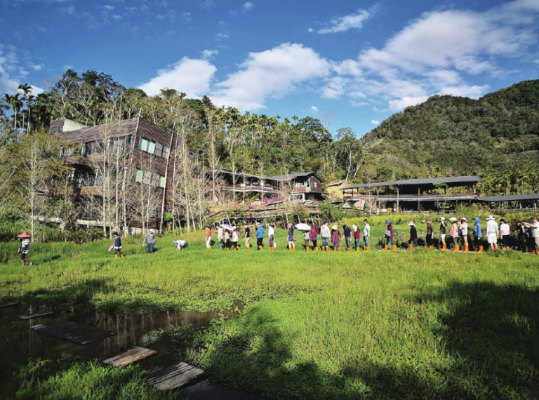 頭社活盆地休閒農場